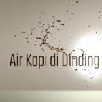 Air Kopi di Dinding